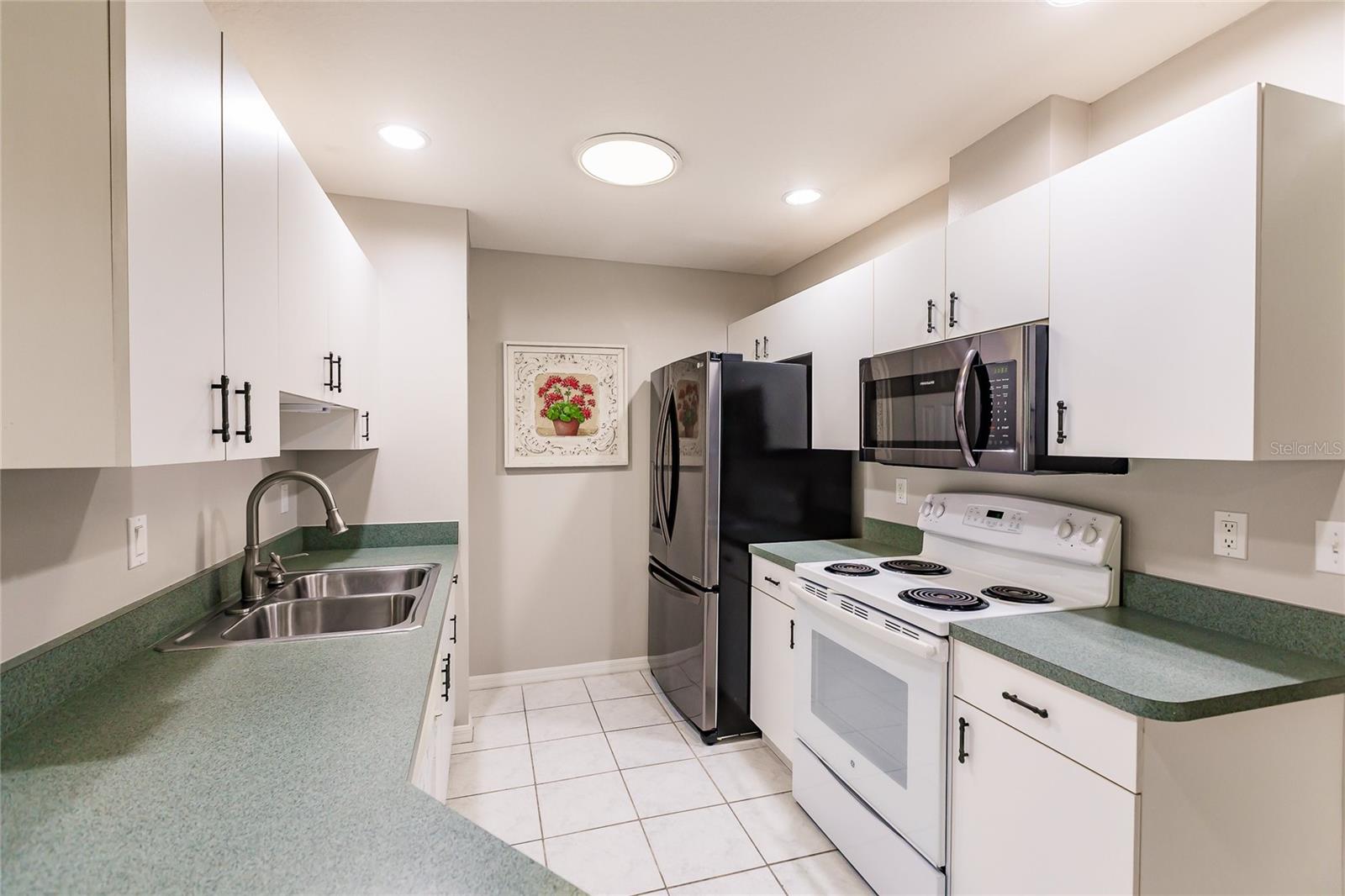 268 51ST STREET CIR E #268