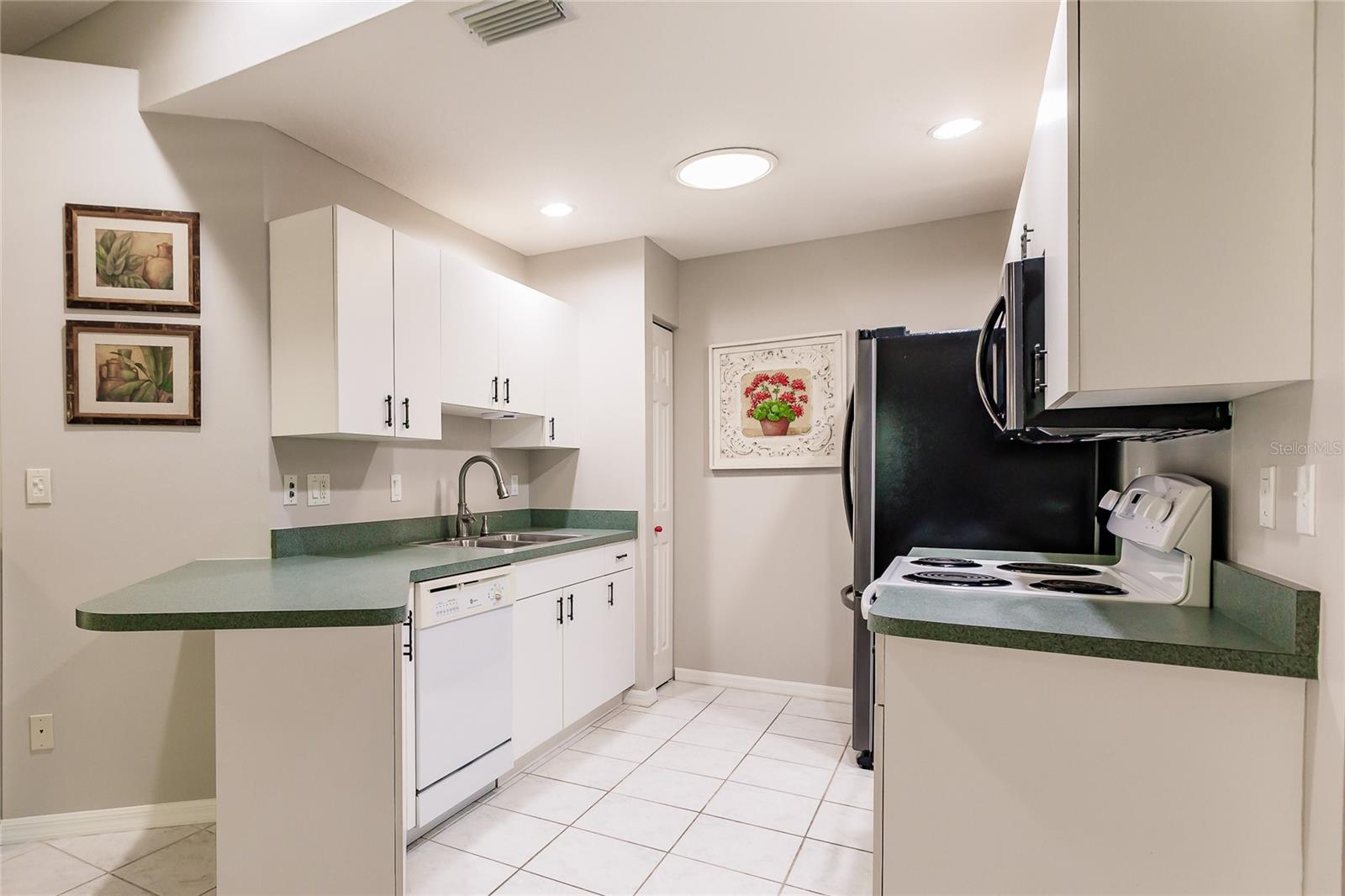 268 51ST STREET CIR E #268