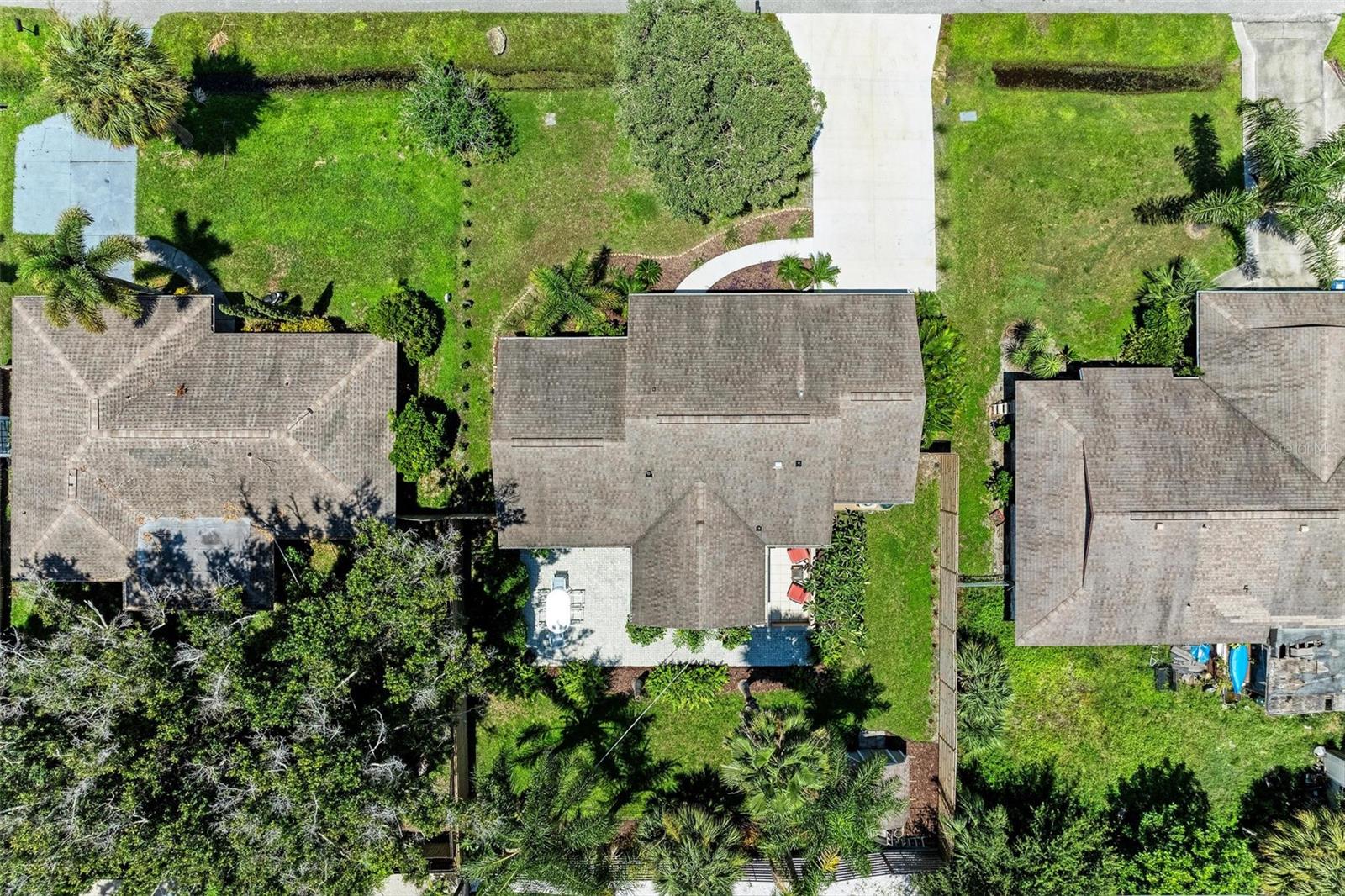 4552 BARTON DR