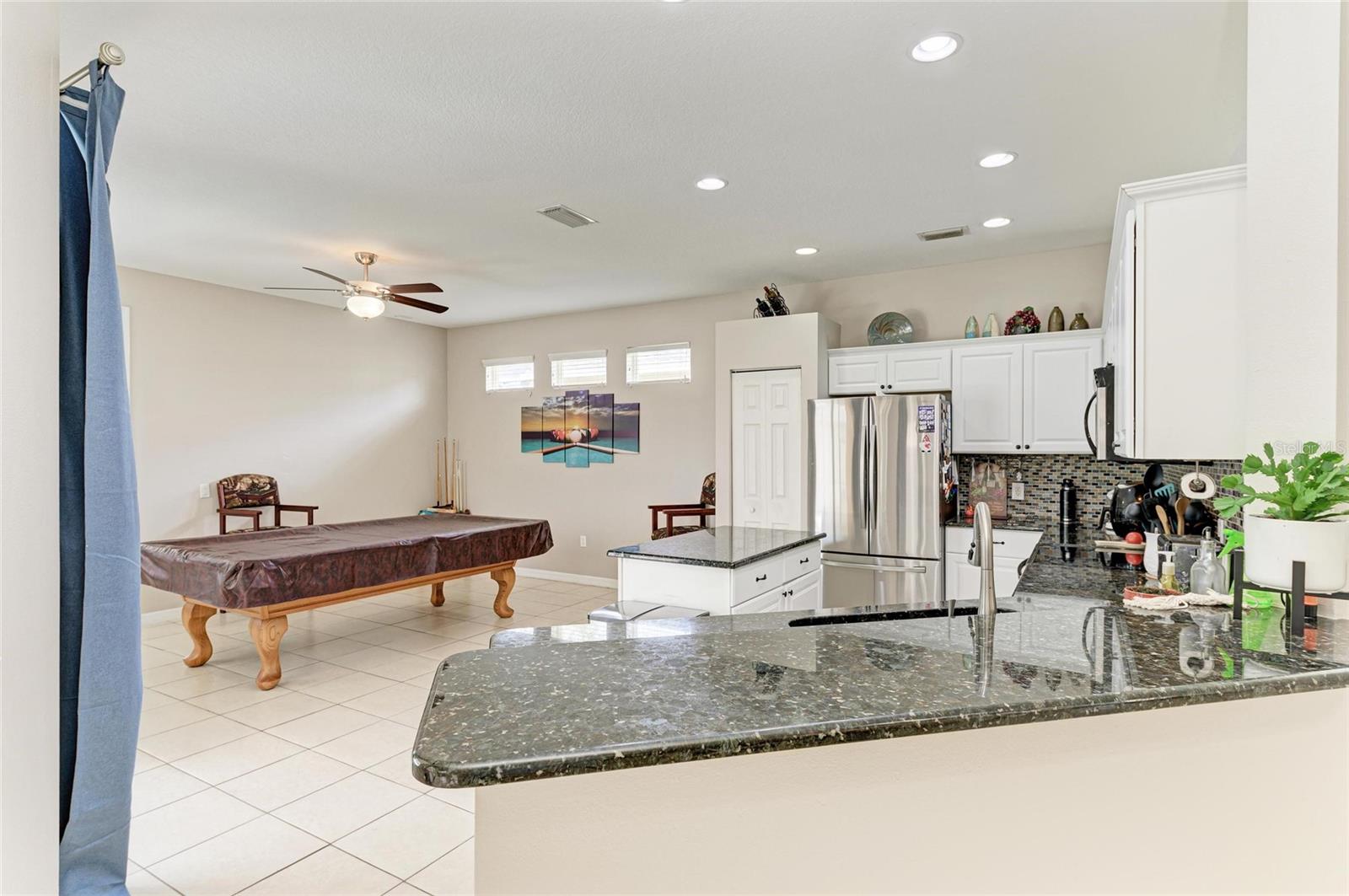 6546 BLUE GROSBEAK CIR