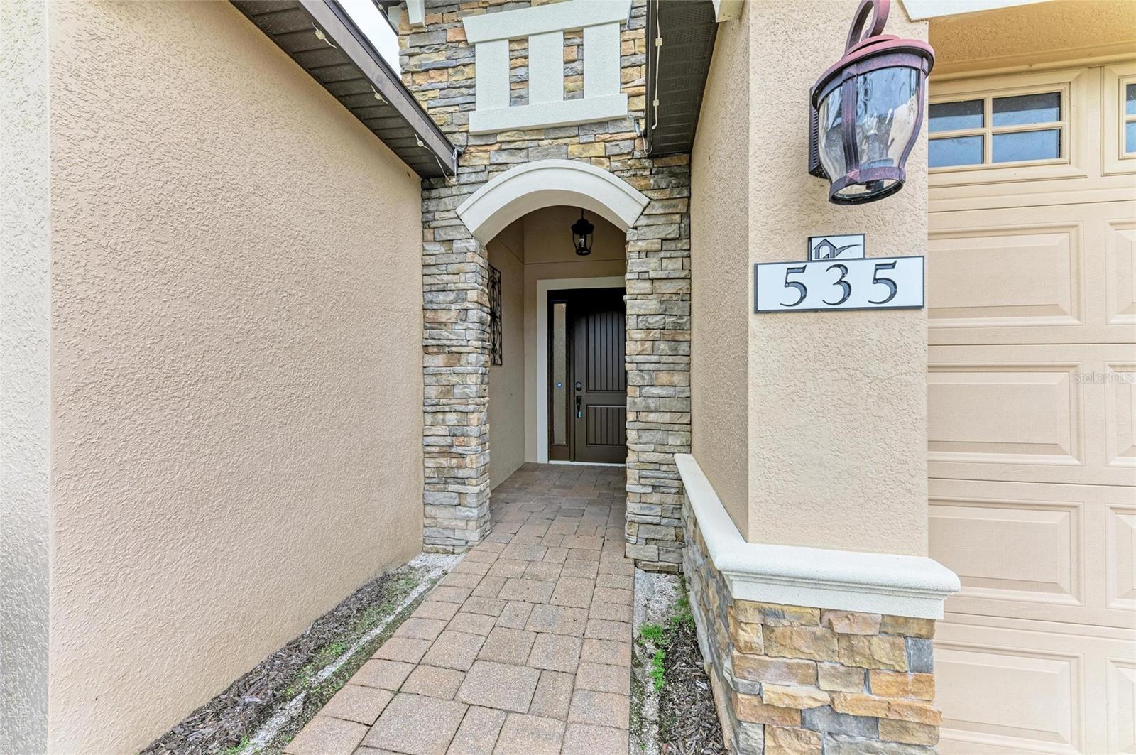 535 HONEYFLOWER LOOP