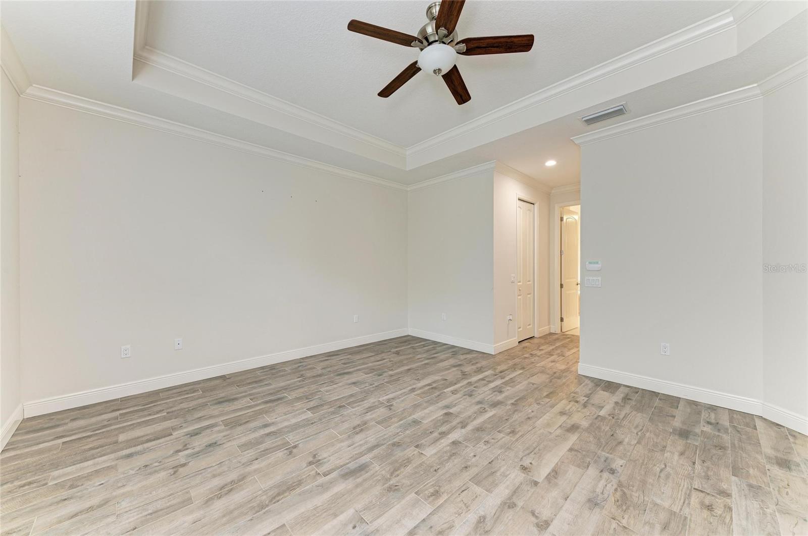 535 HONEYFLOWER LOOP