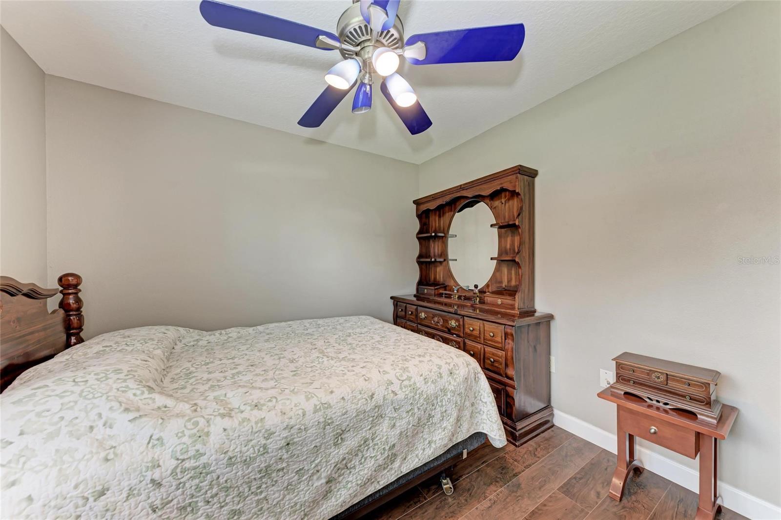 1907 14TH STREET CT W