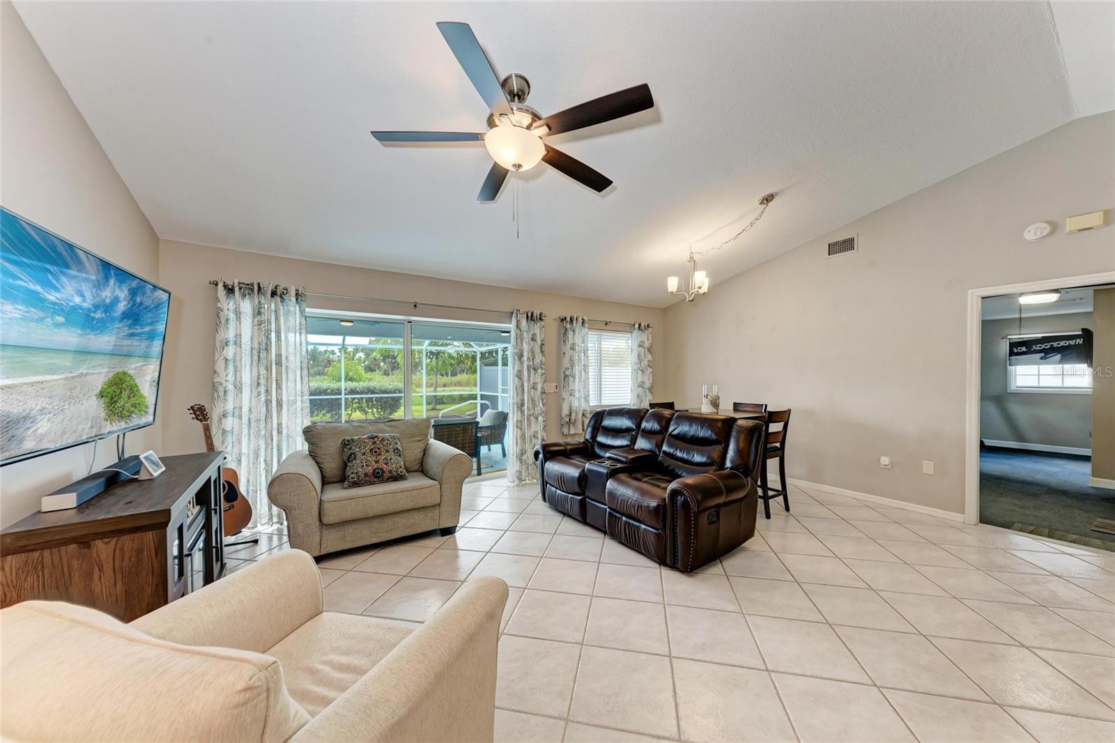 1907 14TH STREET CT W