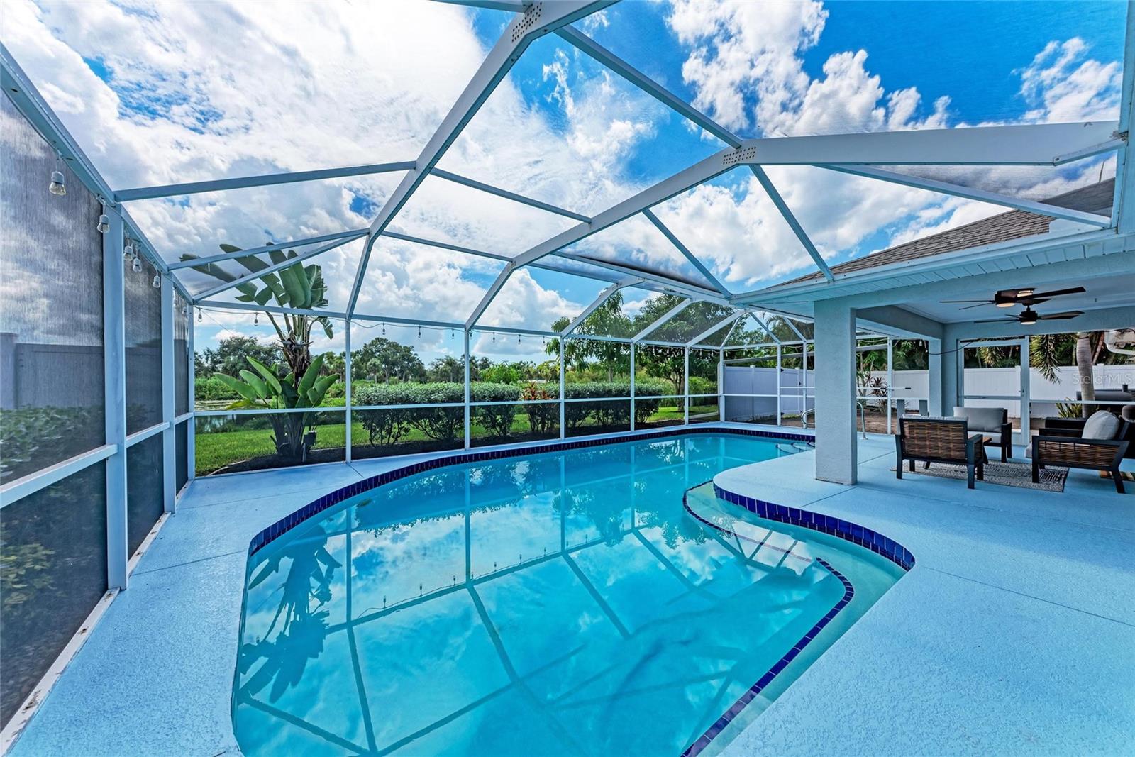 1907 14TH STREET CT W