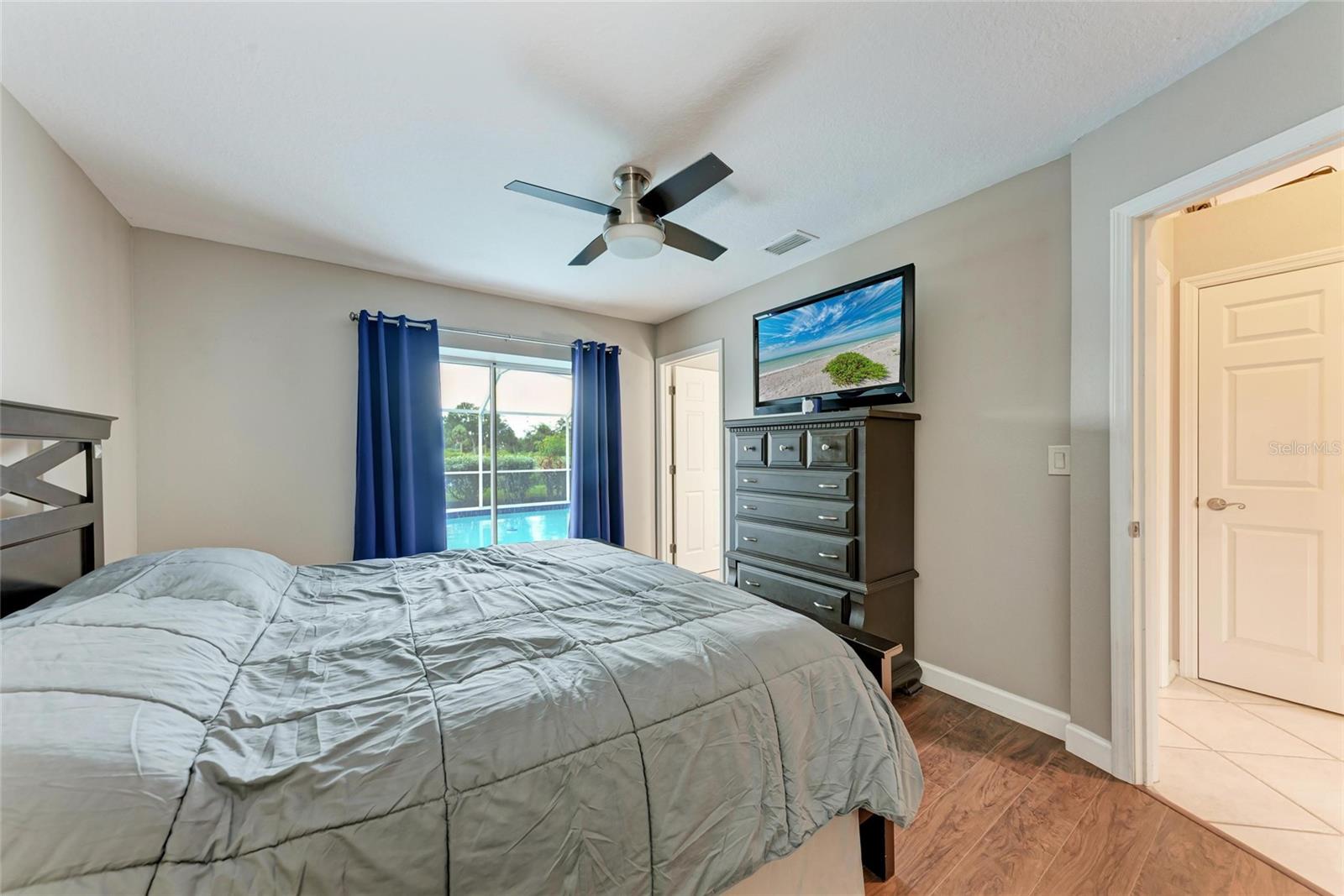 1907 14TH STREET CT W