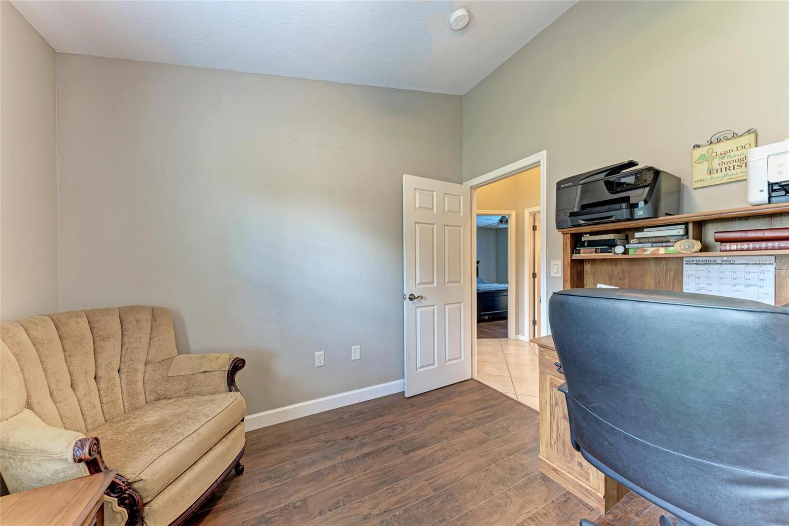 1907 14TH STREET CT W