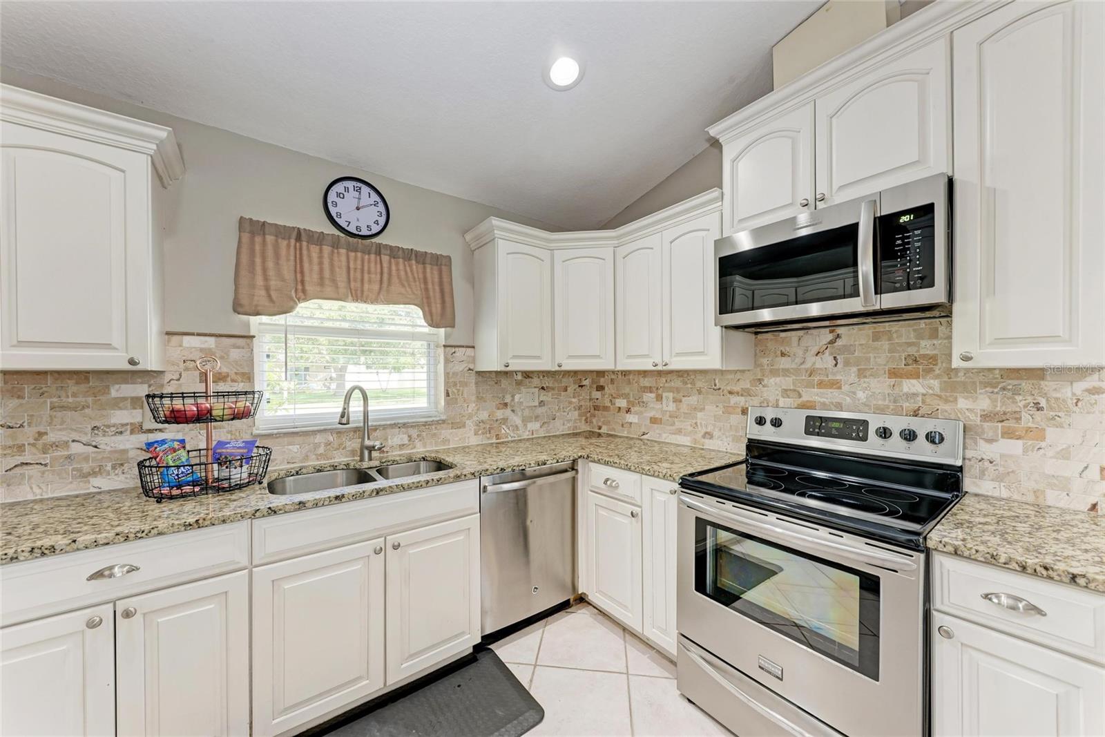 1907 14TH STREET CT W