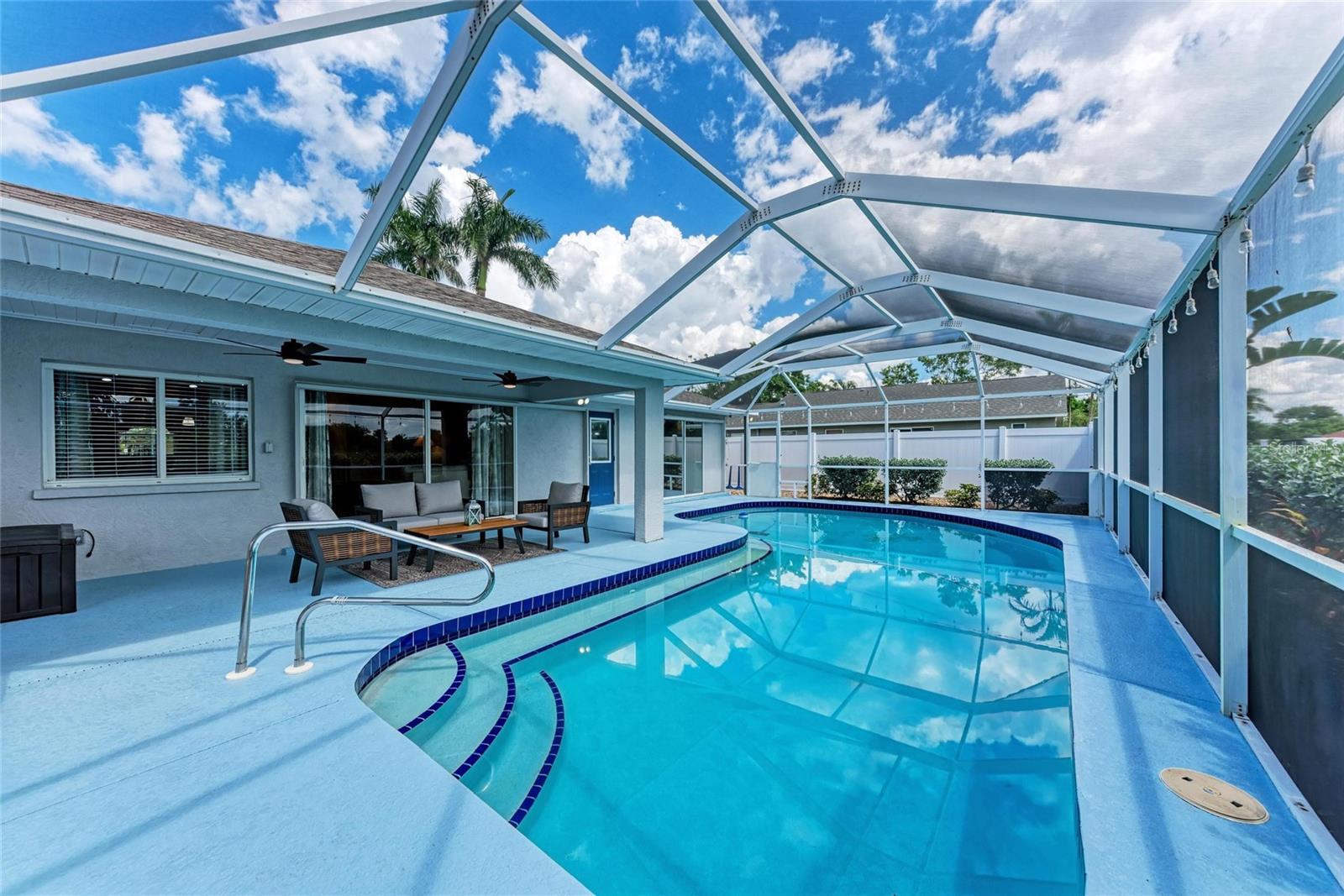 1907 14TH STREET CT W