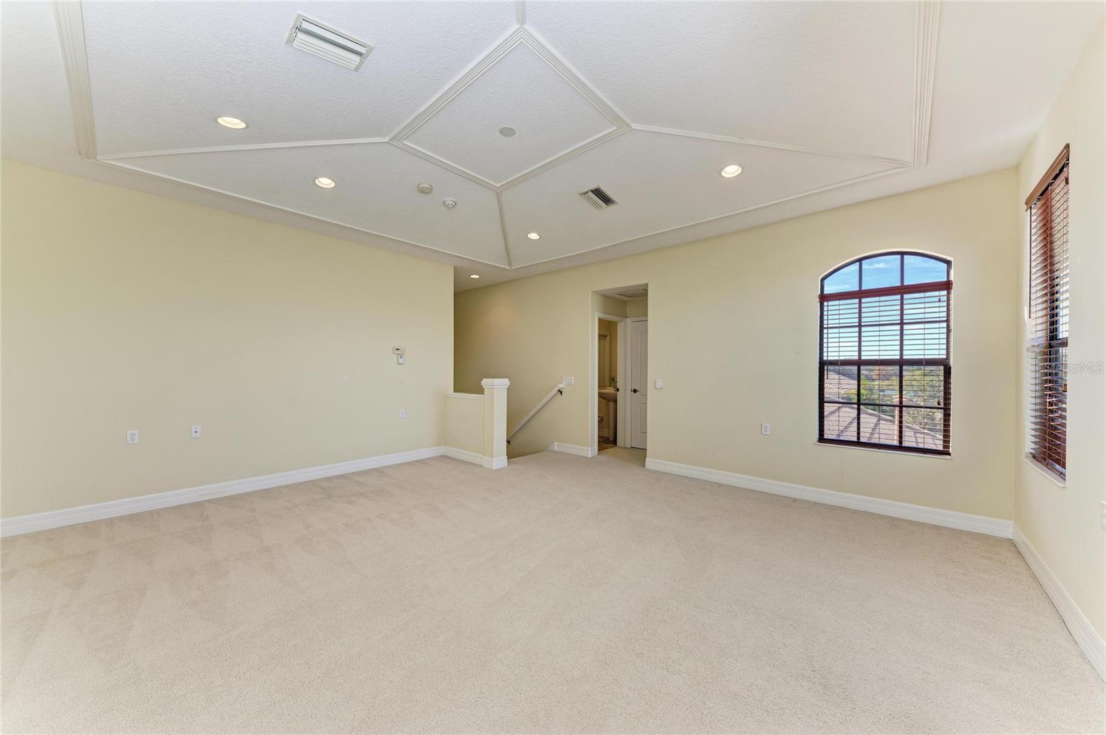 650 CRANE PRAIRIE WAY