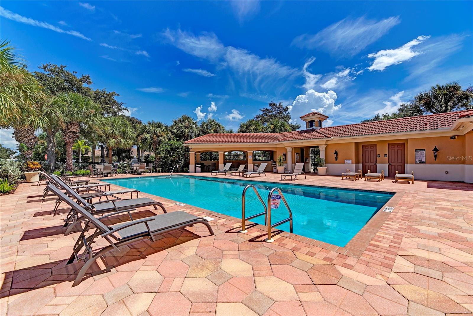 650 CRANE PRAIRIE WAY