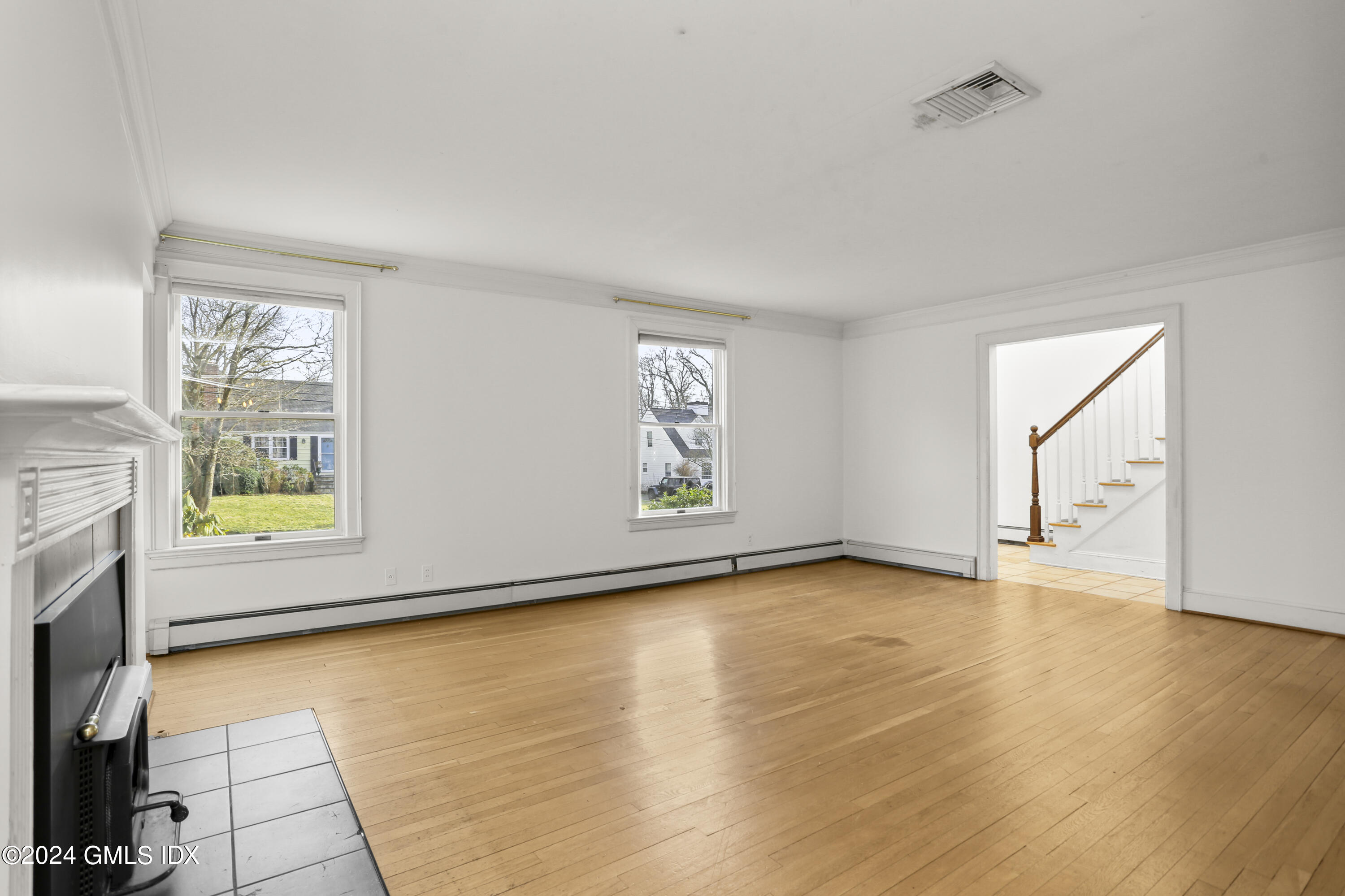 26 Lincoln Avenue