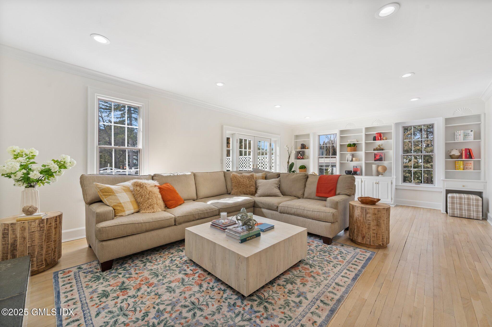 28 Tomac Avenue