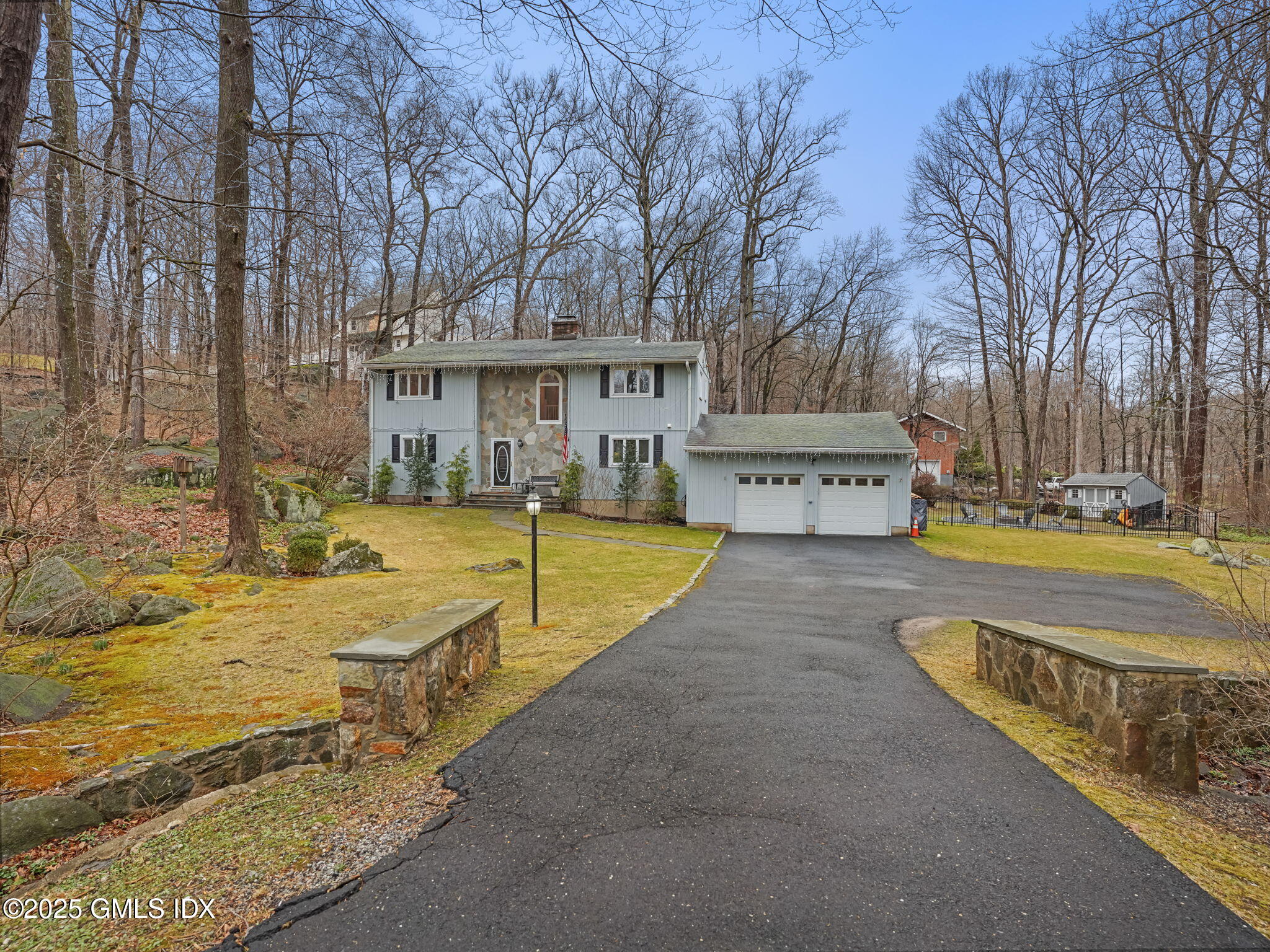 216 Barclay Drive
