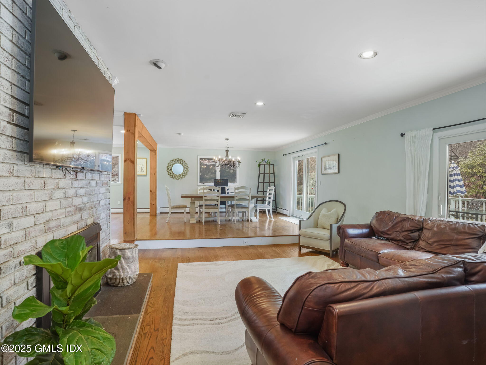 216 Barclay Drive