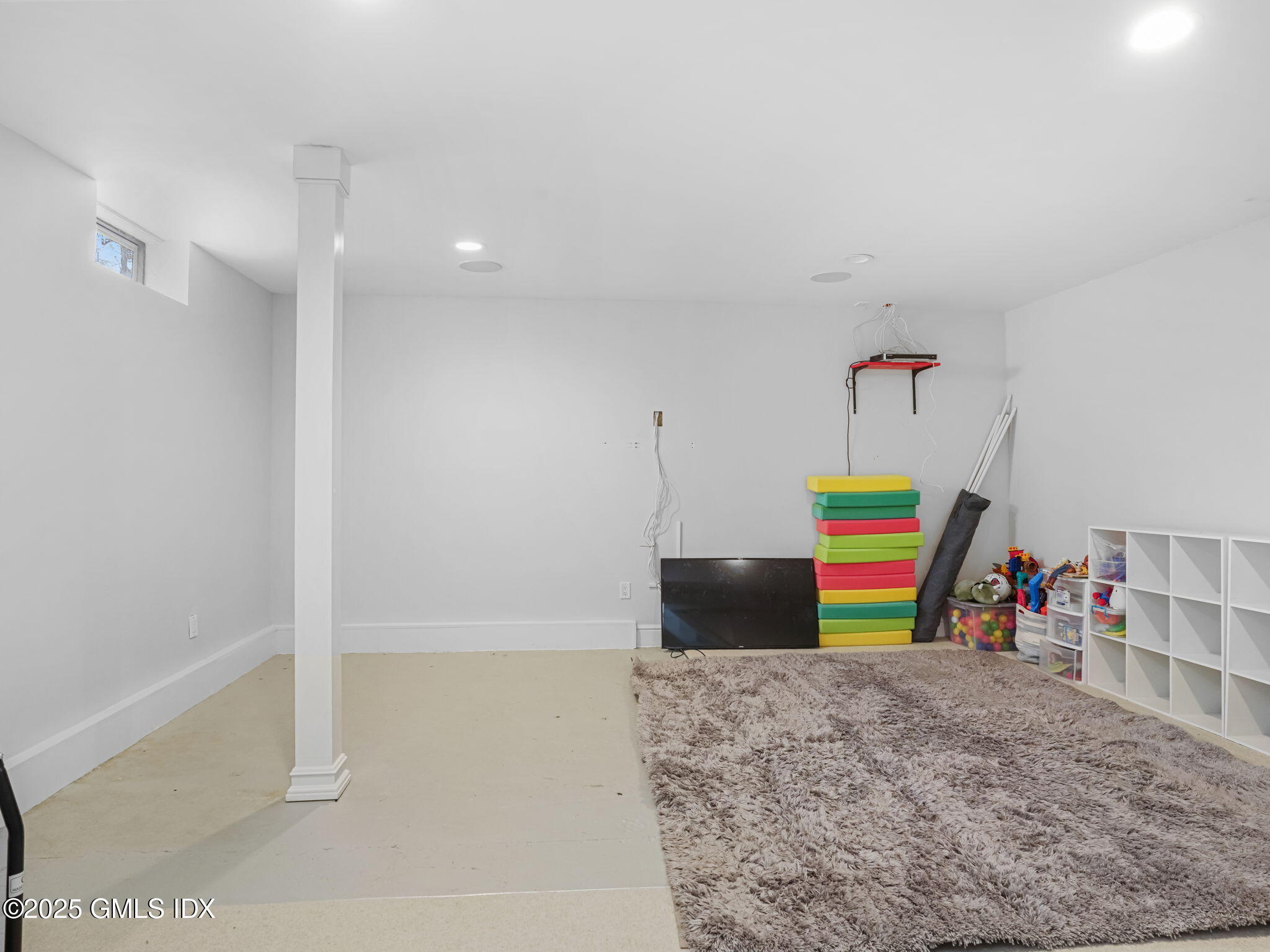 216 Barclay Drive