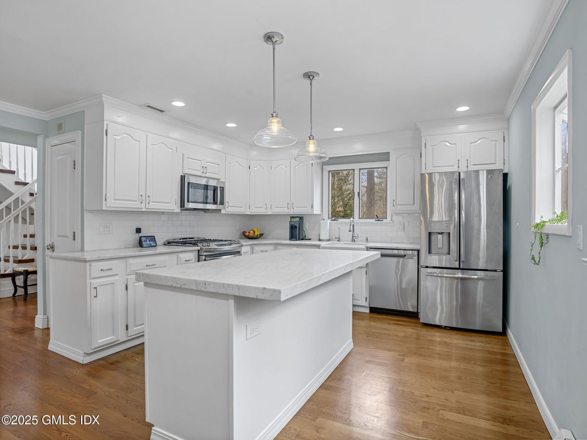 216 Barclay Drive