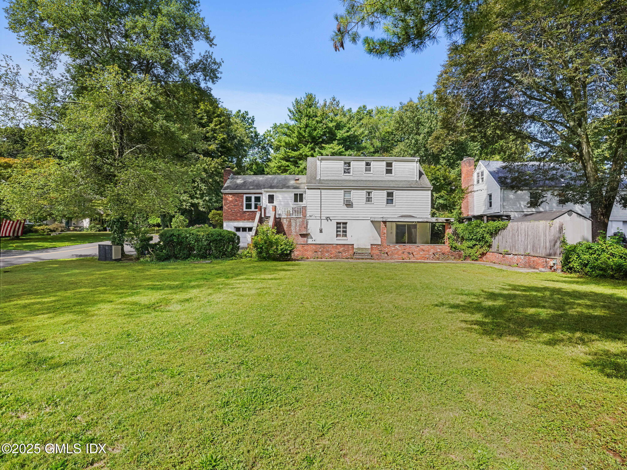 11 Perna Lane