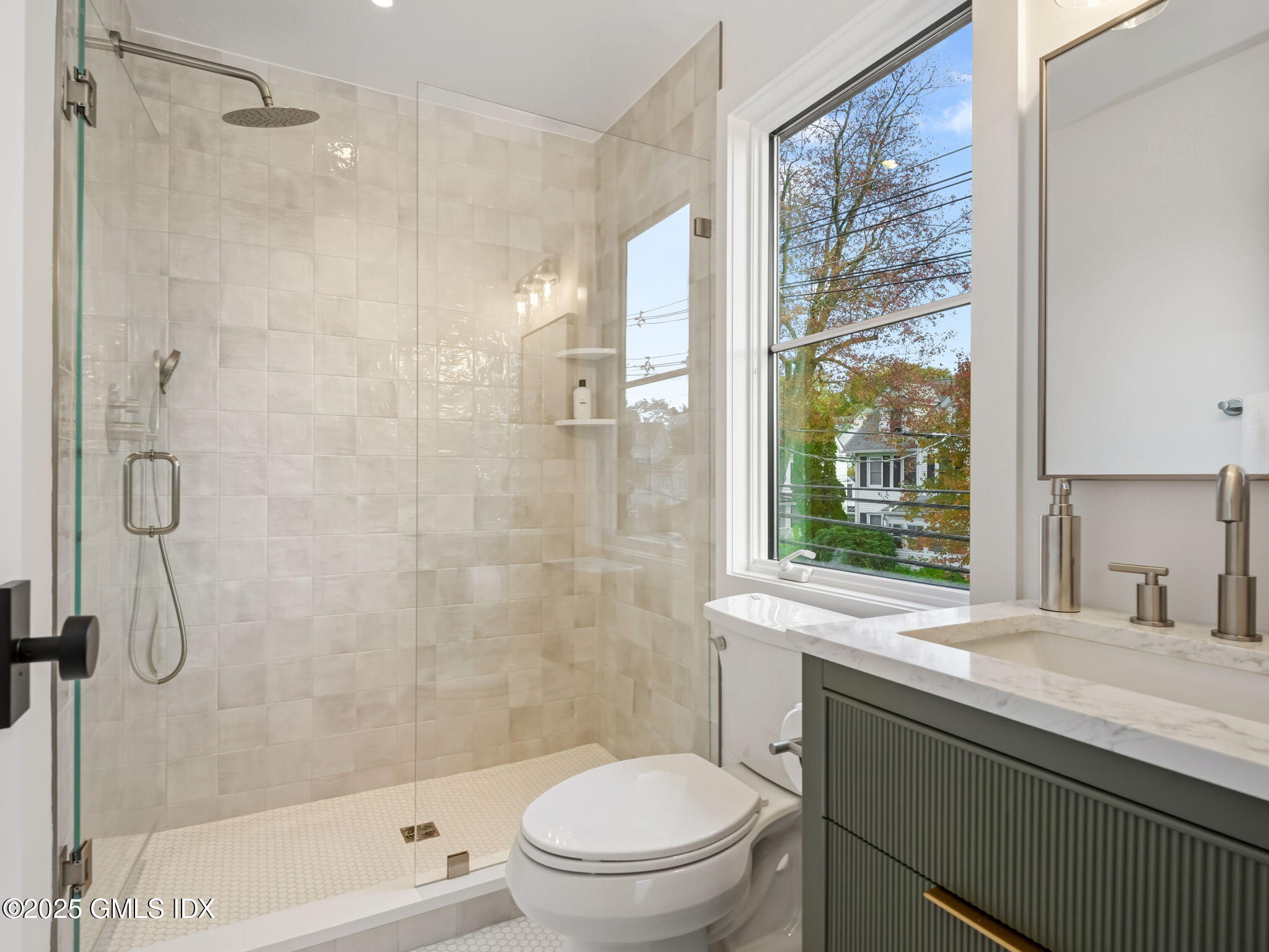 24 Valley Road, Cos Cob