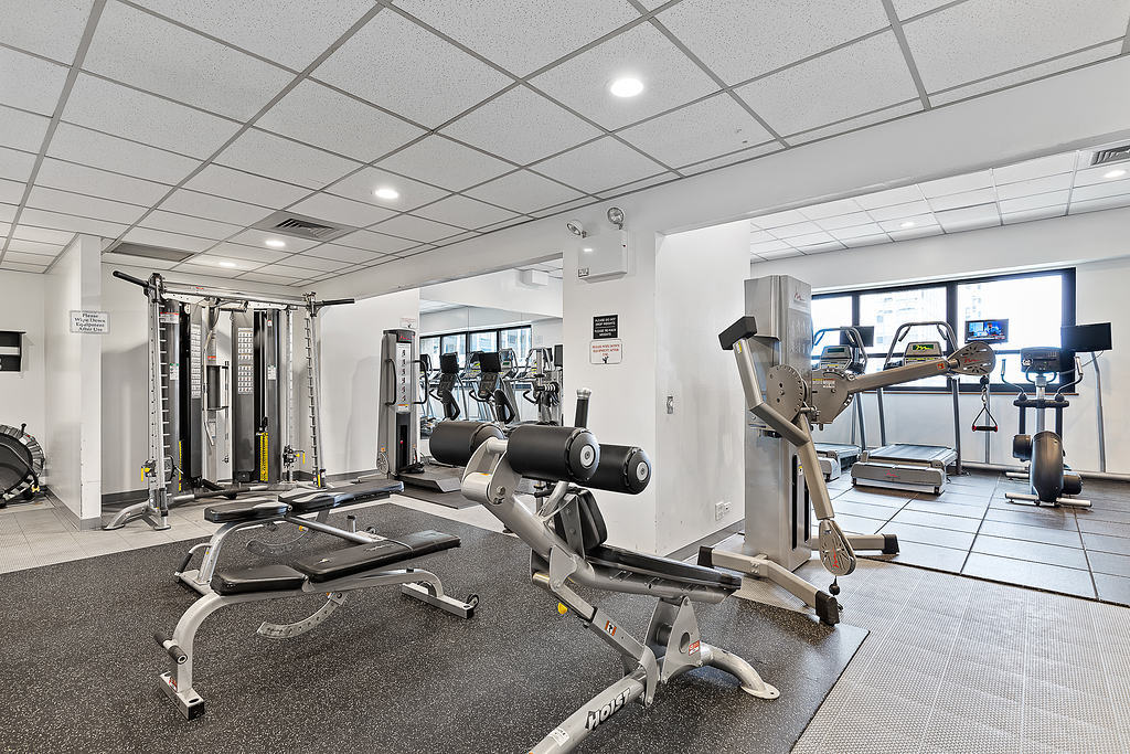 1030 N STATE Street Unit: 47EF