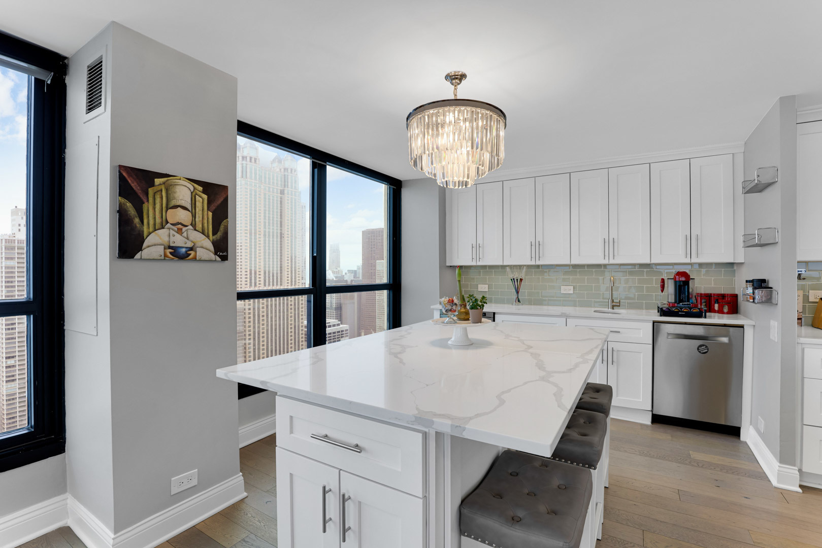 1030 N STATE Street Unit: 47EF