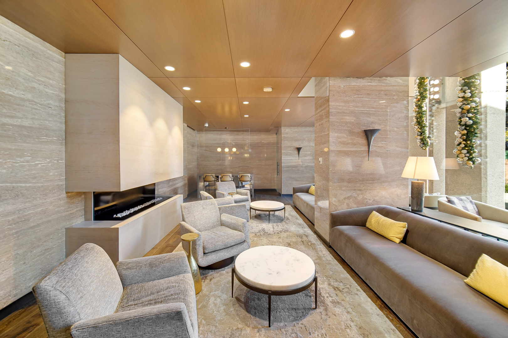 1030 N STATE Street Unit: 47EF