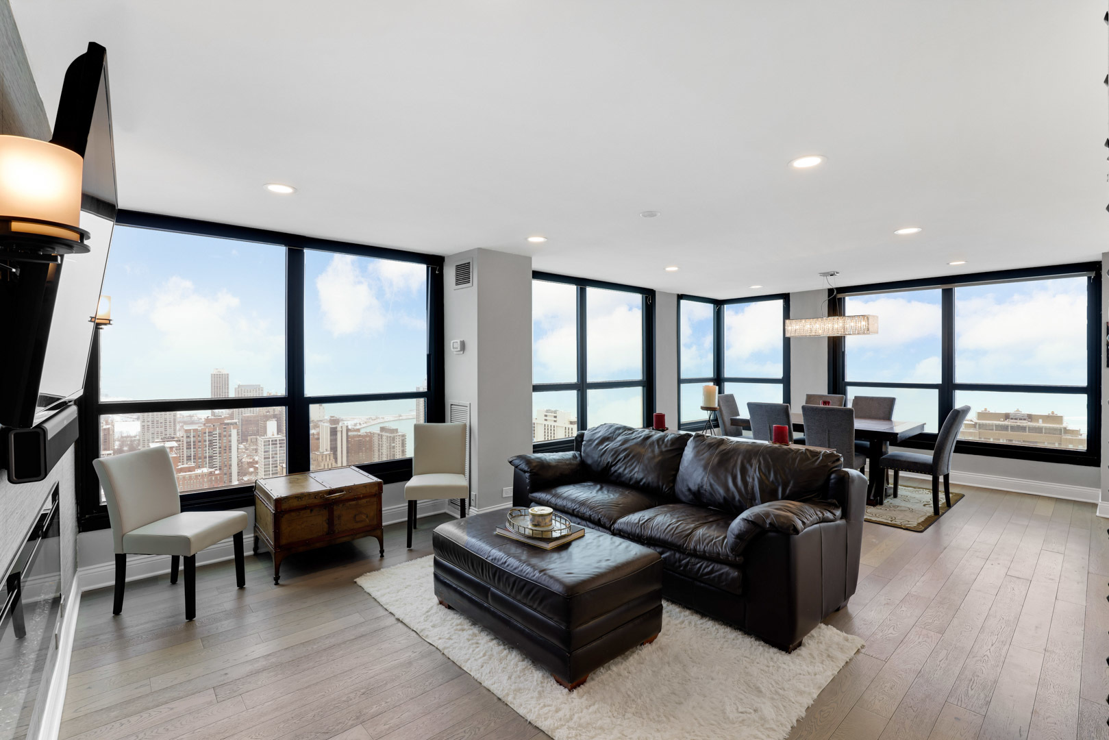 1030 N STATE Street Unit: 47EF