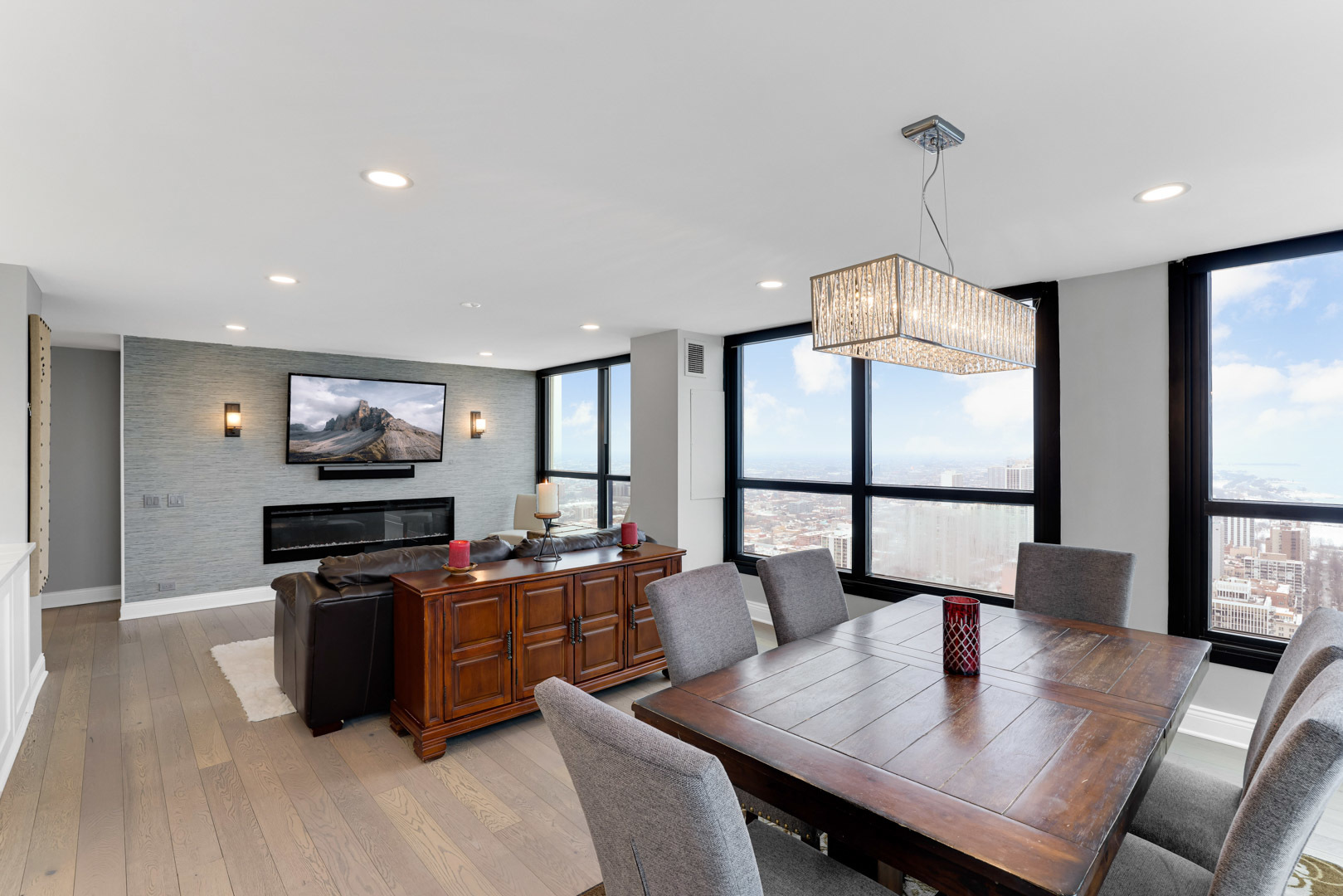 1030 N STATE Street Unit: 47EF