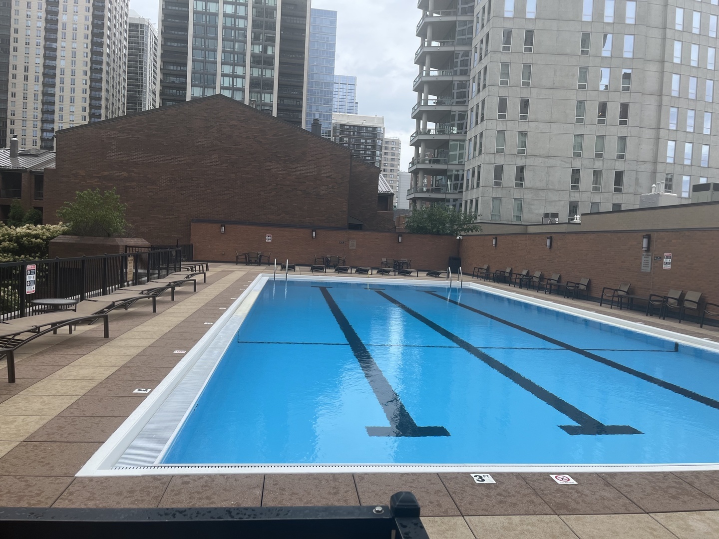 1030 N STATE Street Unit: 47EF