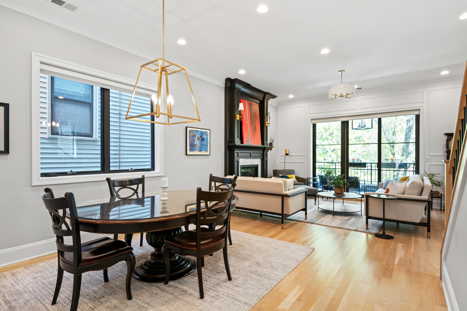 2514 N Southport Avenue Unit: 2