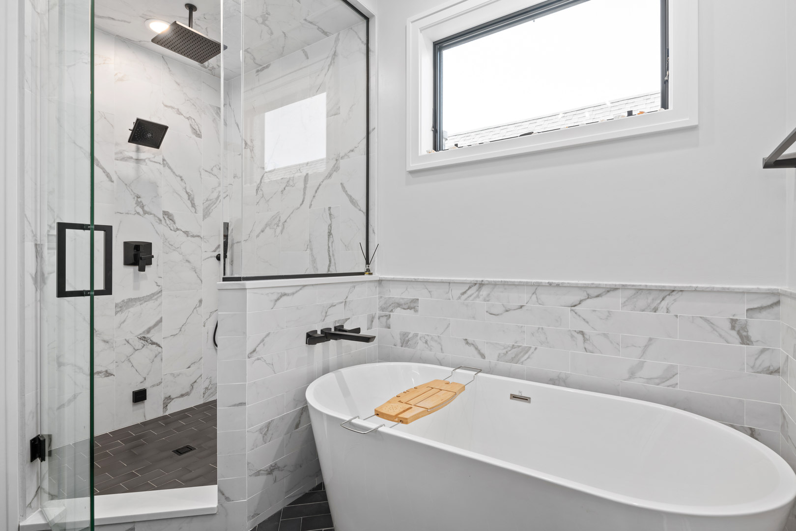 2514 N Southport Avenue Unit: 2