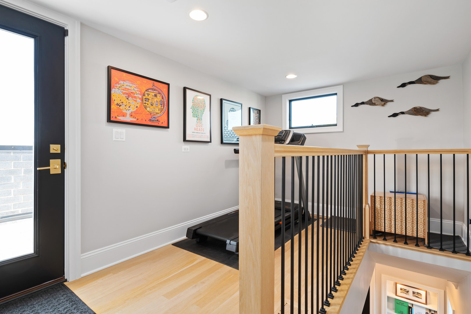 2514 N Southport Avenue Unit: 2