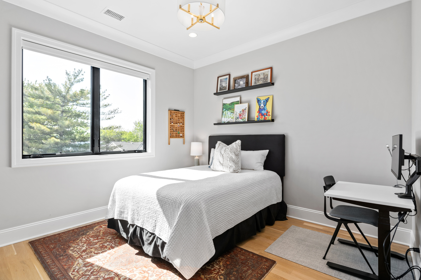 2514 N Southport Avenue Unit: 2