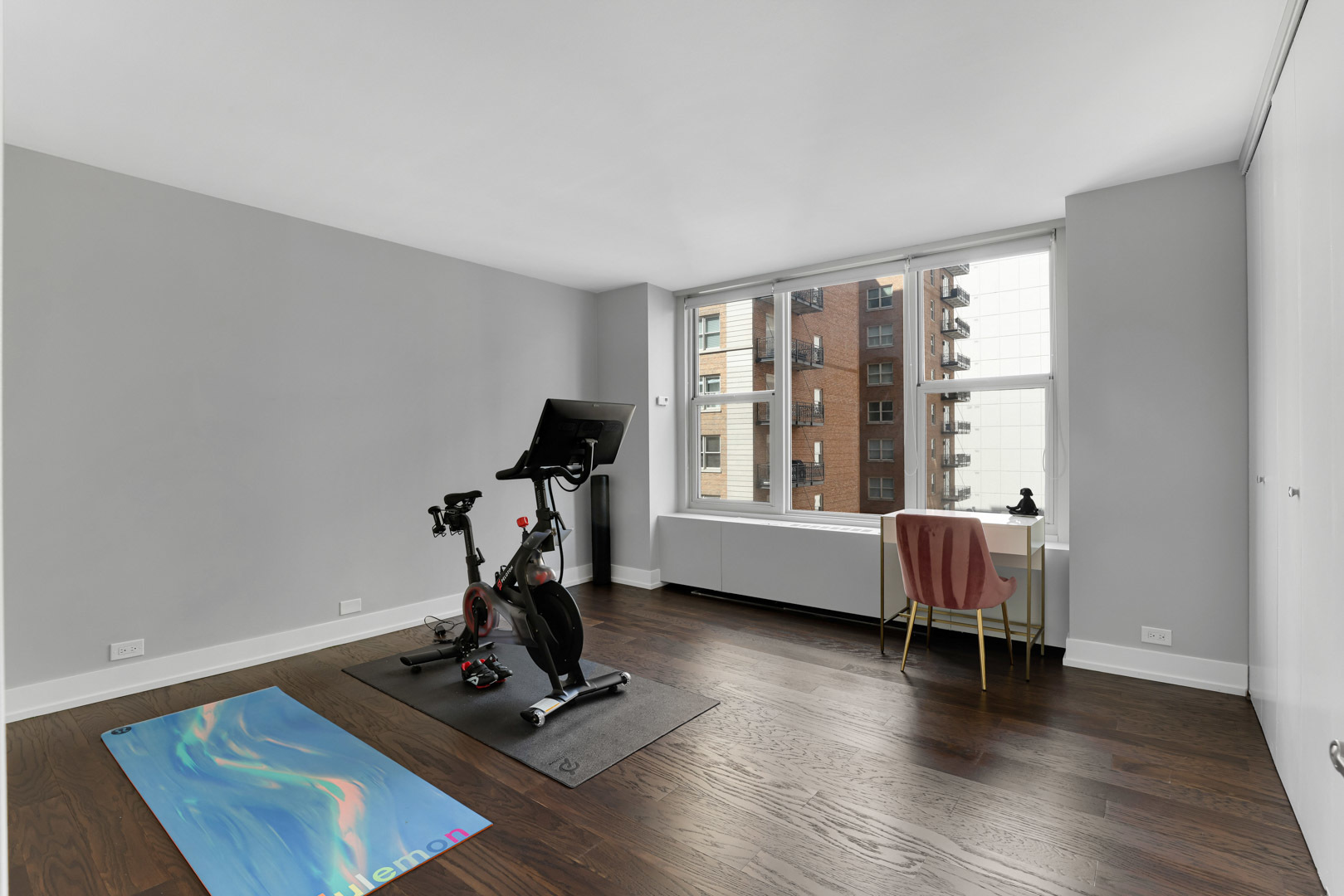 1325 N State Parkway Unit: 8F