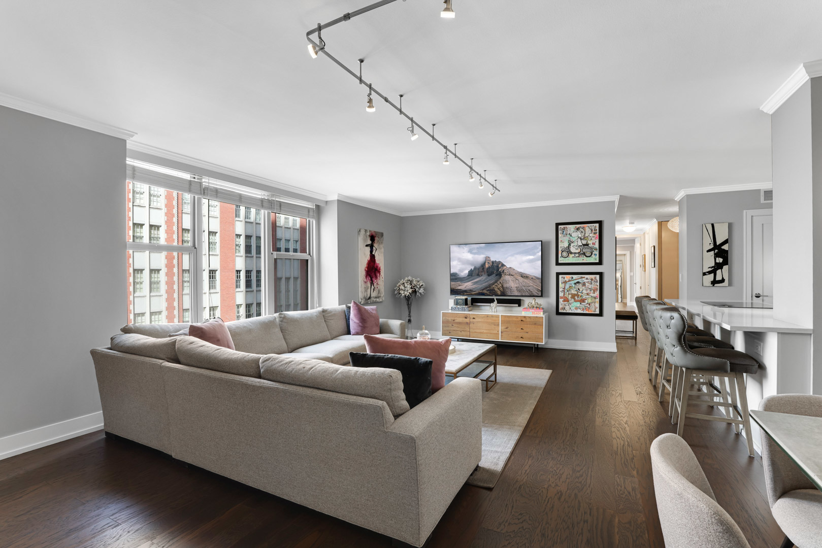 1325 N State Parkway Unit: 8F