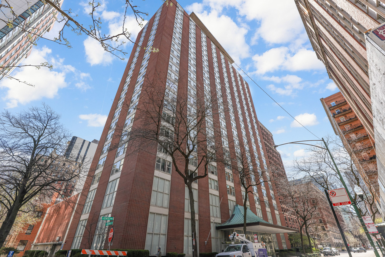 1325 N State Parkway Unit: 8F