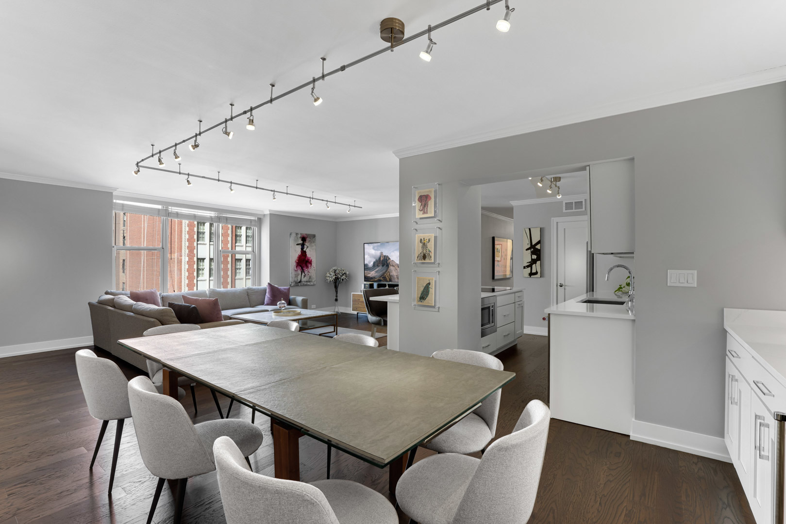 1325 N State Parkway Unit: 8F