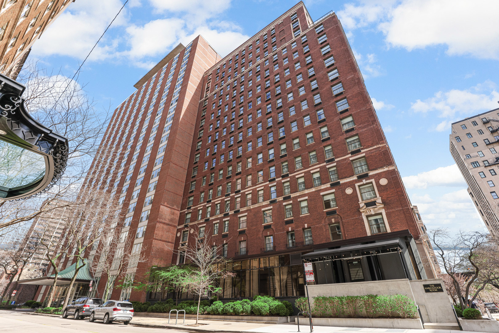 1325 N State Parkway Unit: 8F