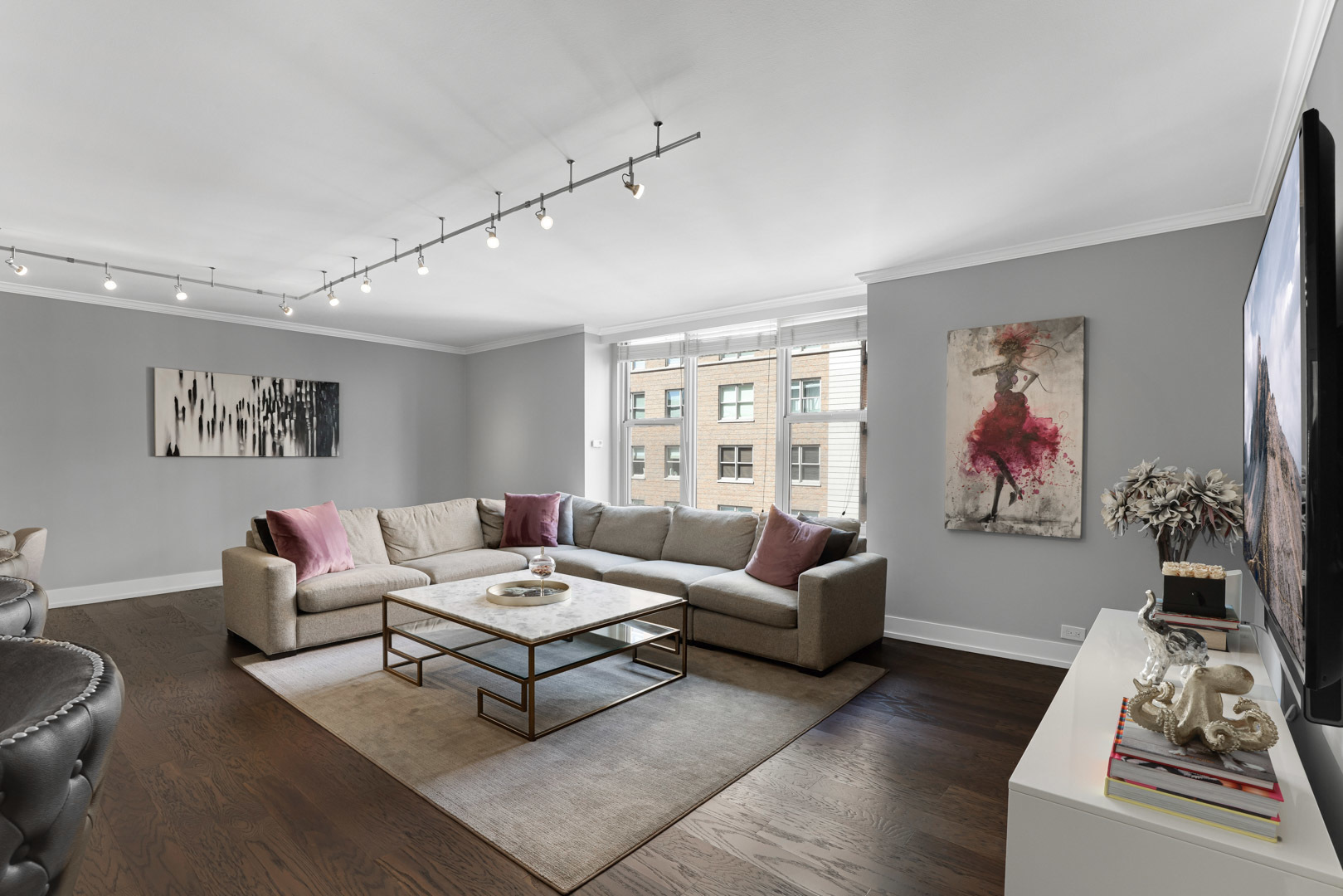 1325 N State Parkway Unit: 8F