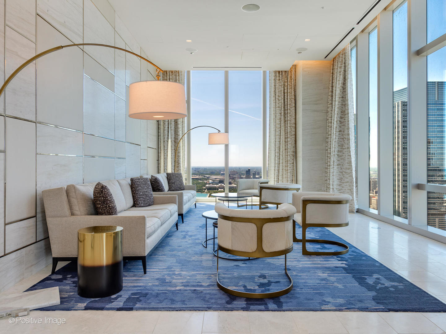 363 E Wacker Drive Unit: 1907