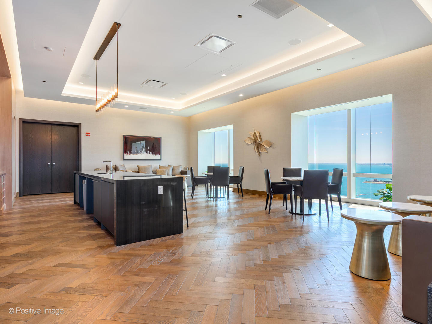 363 E Wacker Drive Unit: 1907