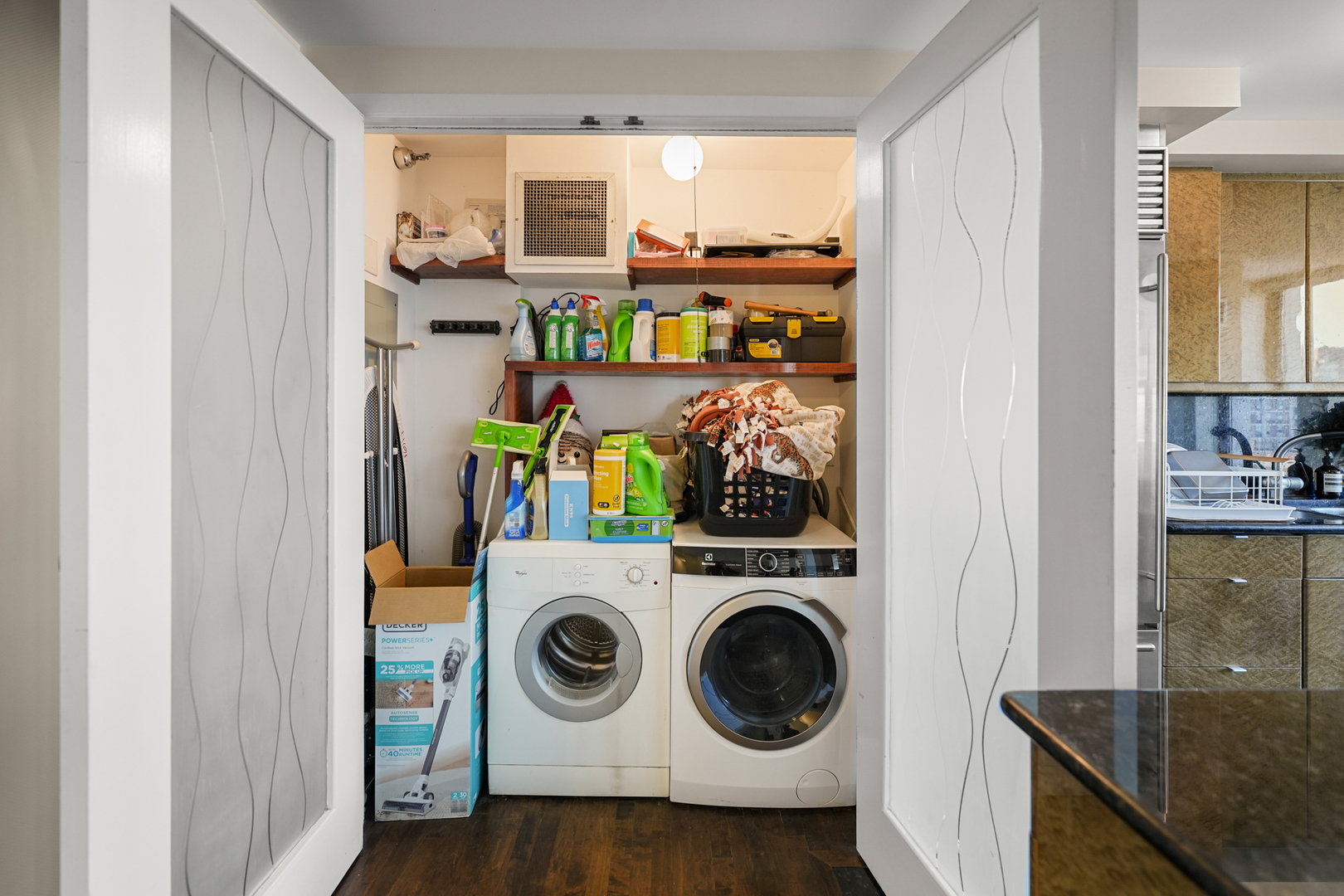 1230 N STATE Parkway Unit: 13B