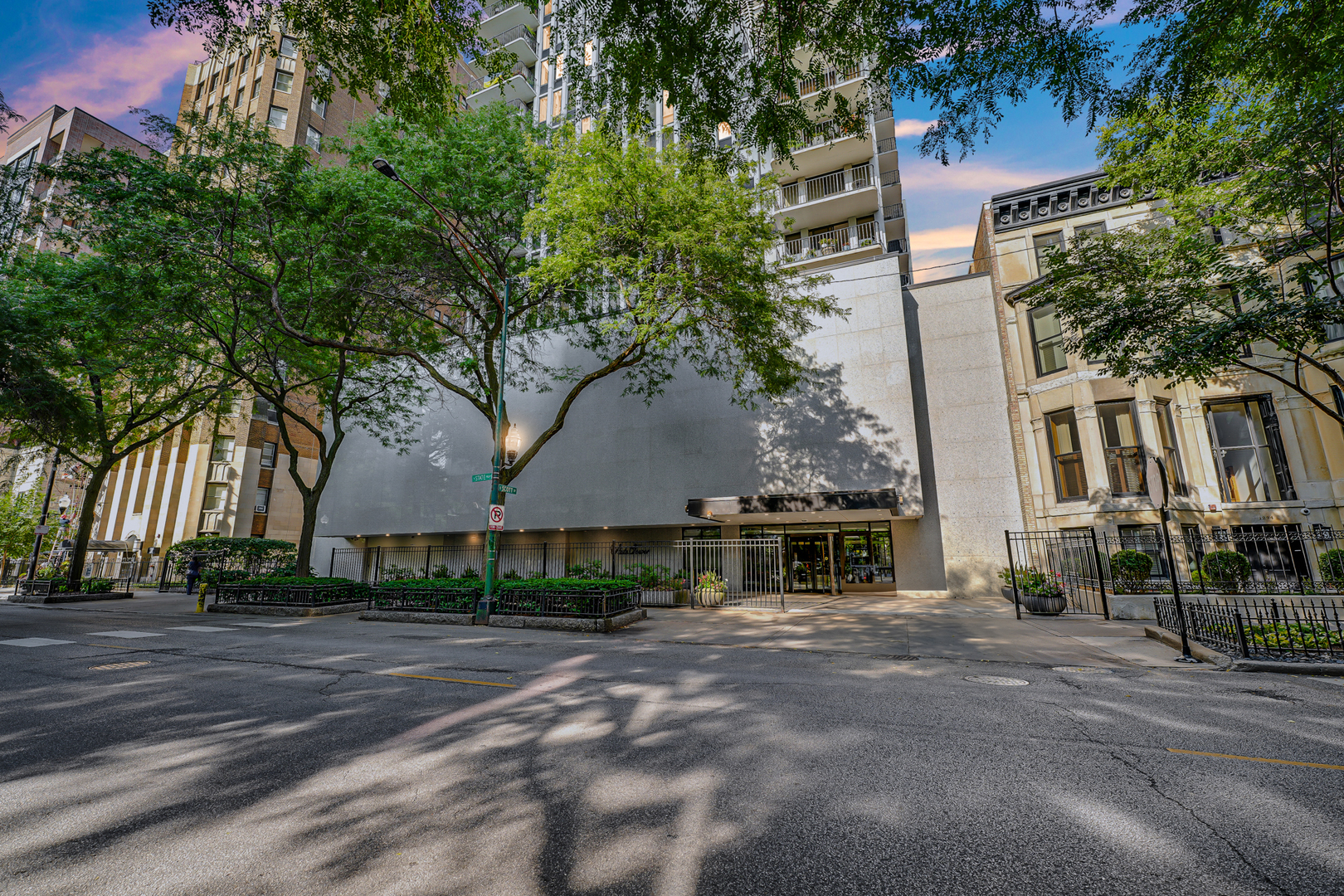 1230 N STATE Parkway Unit: 13B