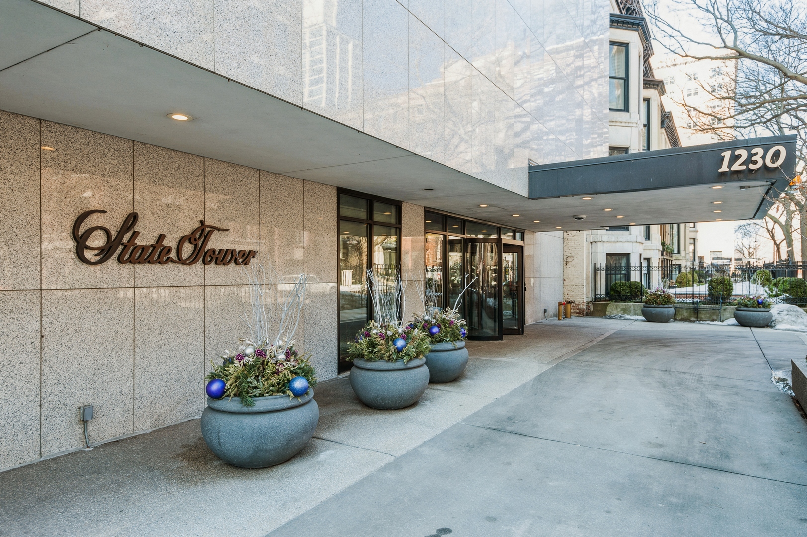 1230 N STATE Parkway Unit: 13B