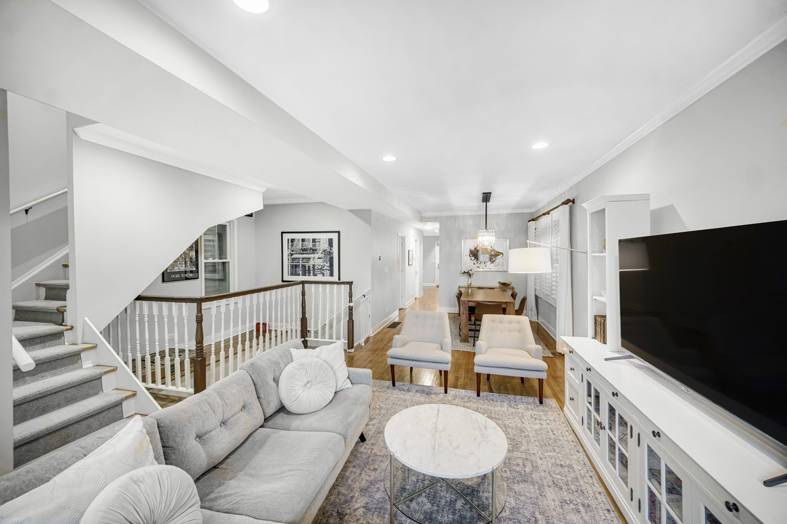 1348 W Webster Avenue