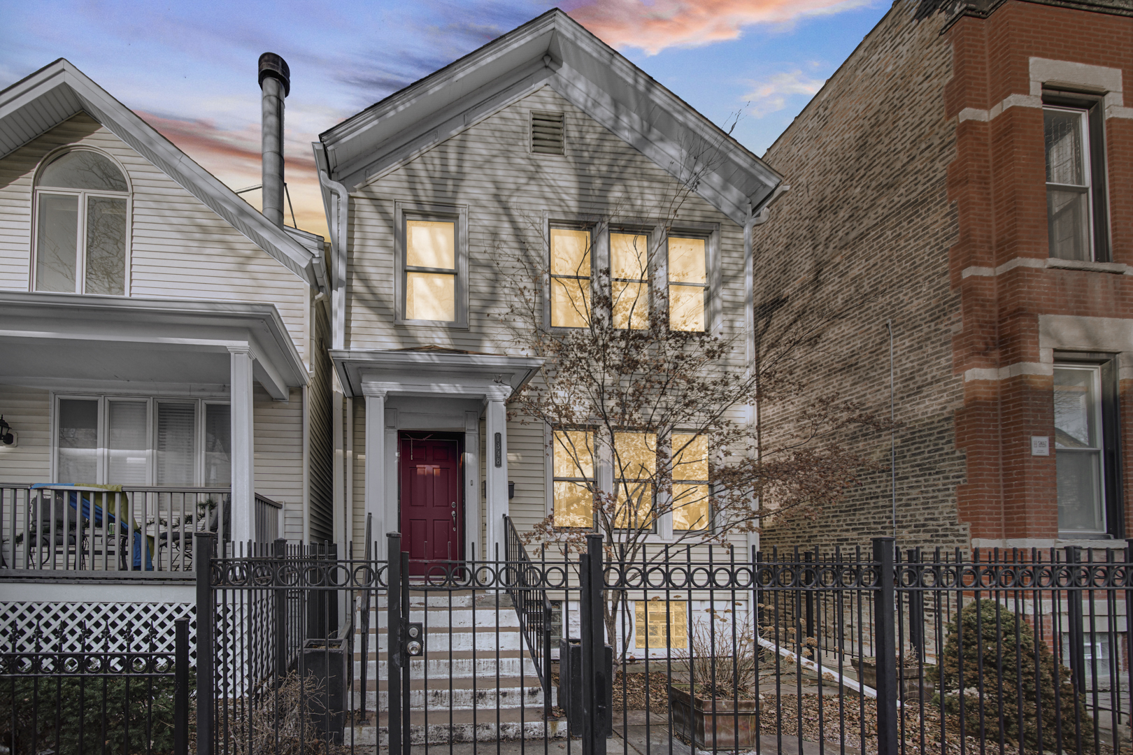 1348 W Webster Avenue