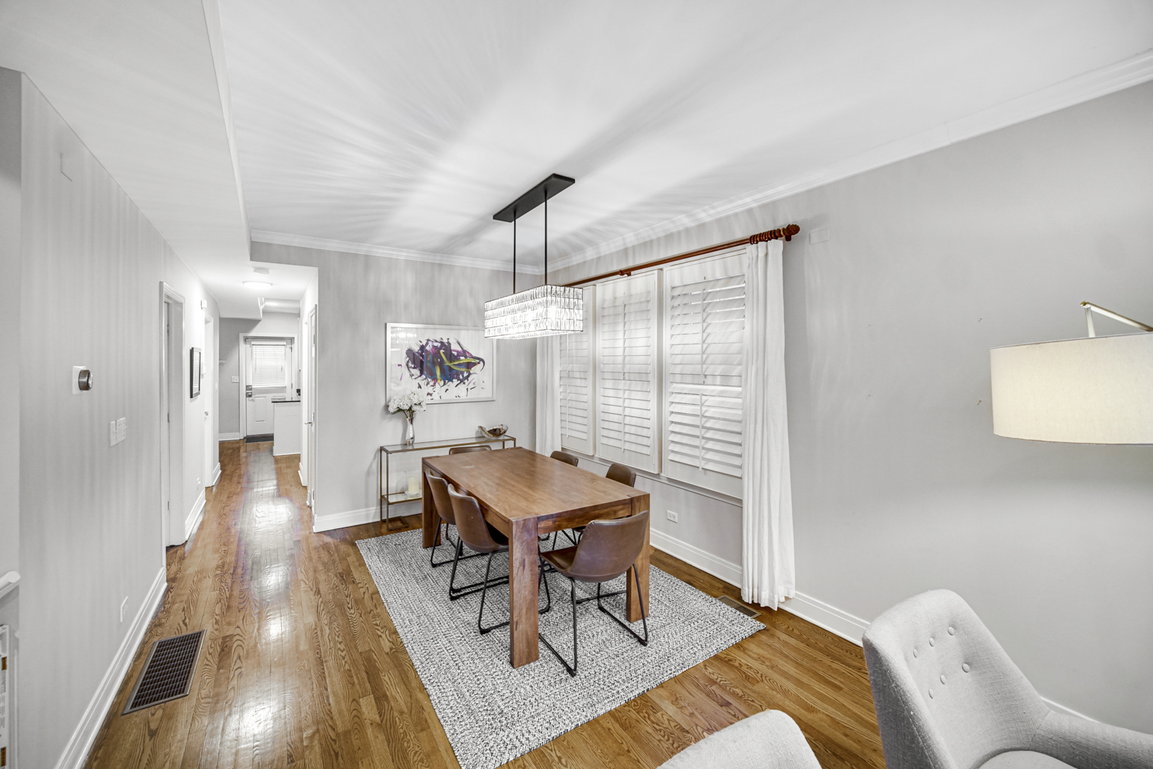 1348 W Webster Avenue