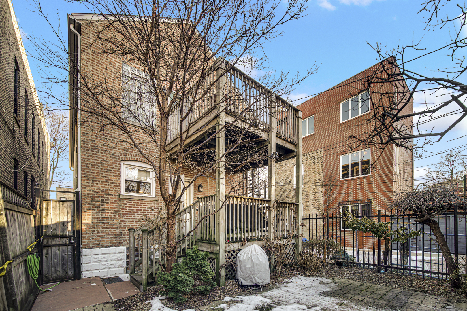 1348 W Webster Avenue