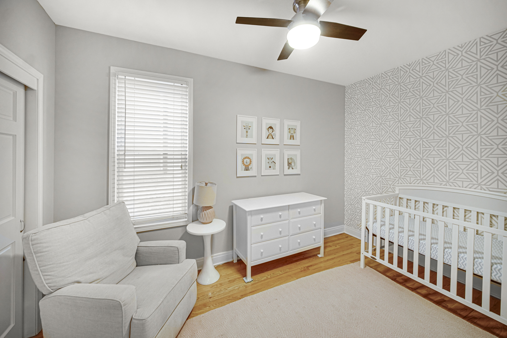 1348 W Webster Avenue