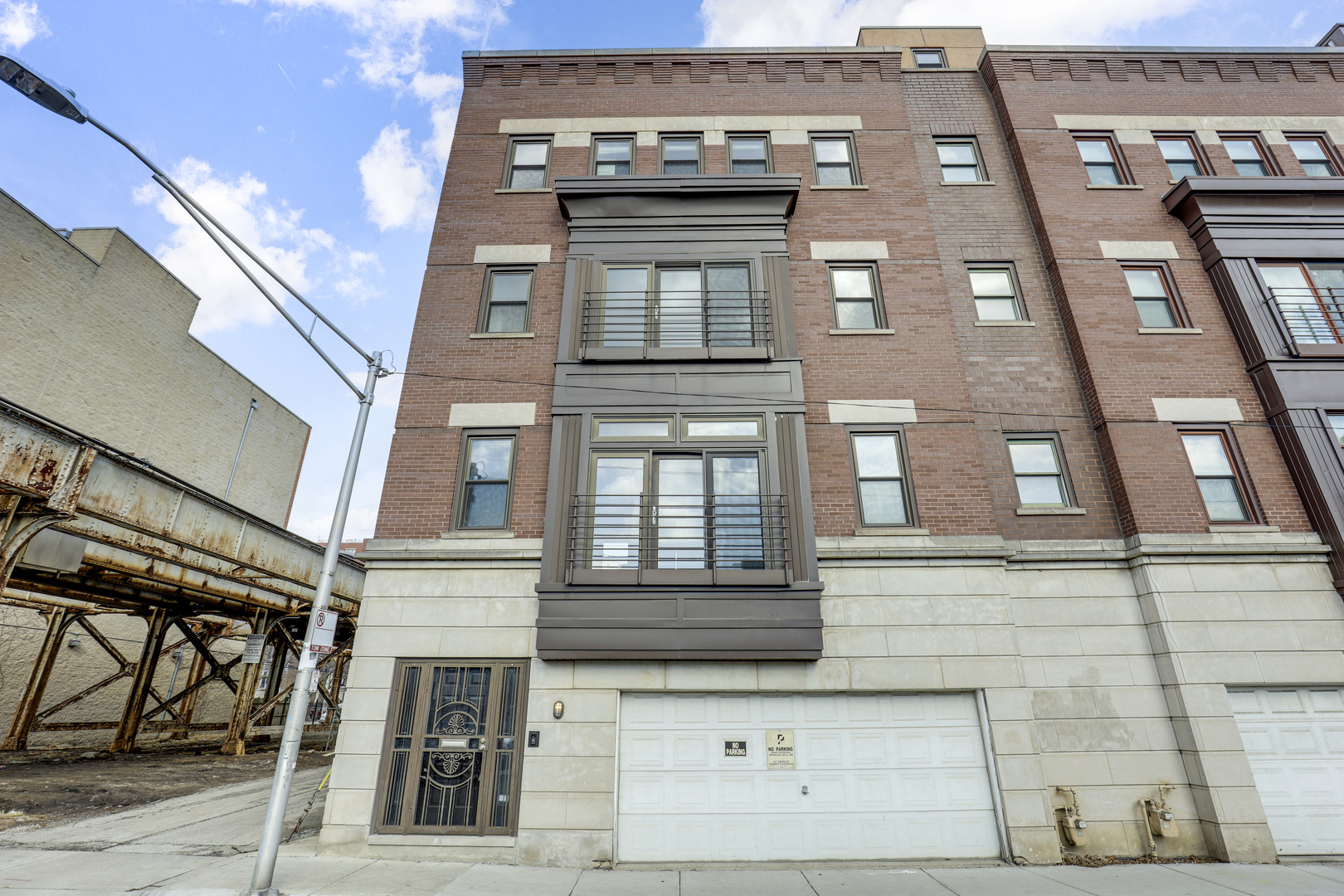 1400 N NORTH PARK Avenue Unit: C